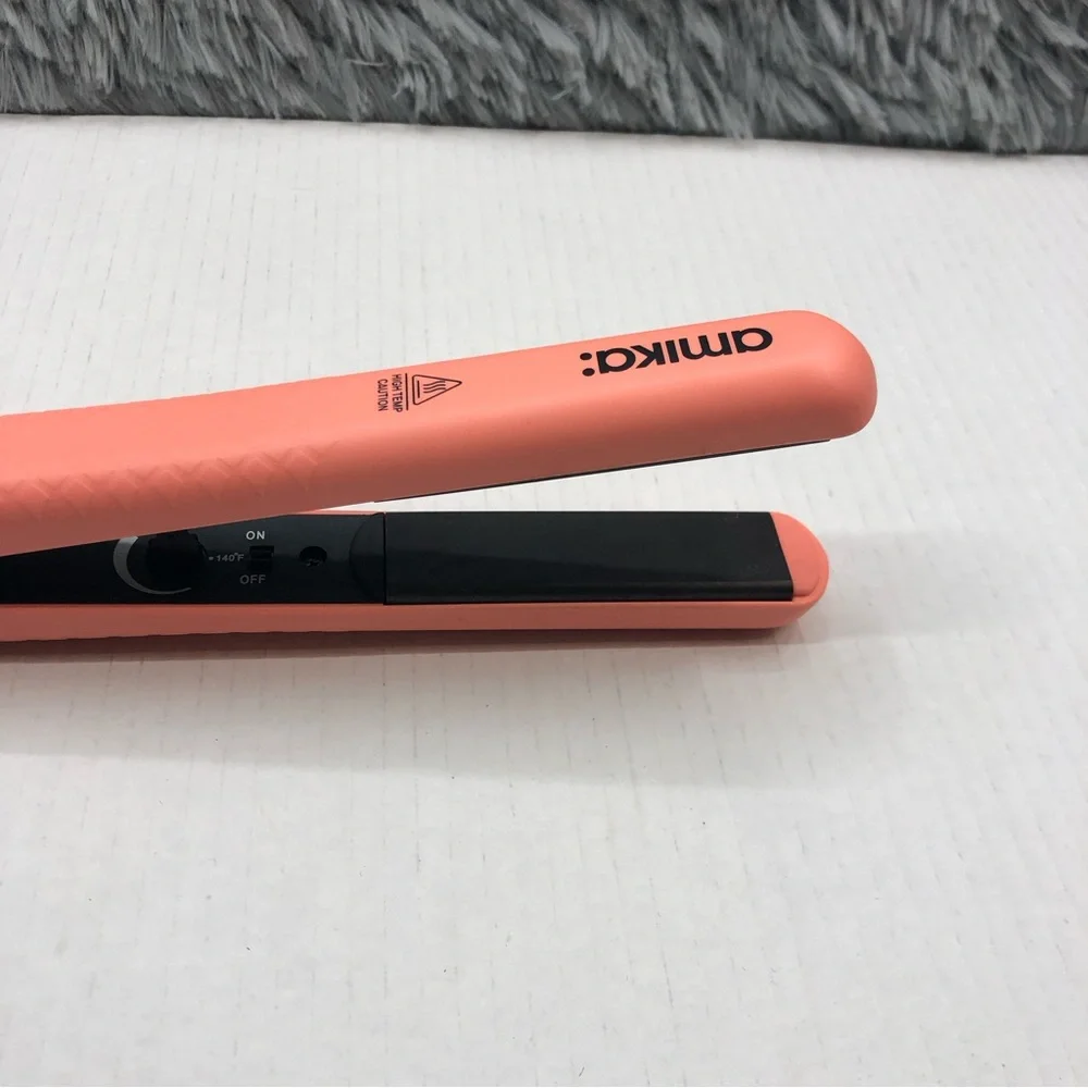 Amika Flat Iron Coral Up To 450 Degrees Straightener Curler Beauty Tool - Picture 7 of 9